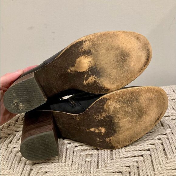 BP Lance Leather Block Heel Bootie - Picture 3 of 16